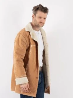 Vintage 90's Men Faux Sheepskin Coat In Beige 7 Vintage 90's Men Faux Sheepskin Coat In Beige -Northern Grip Vintage 90s Men Faux Sheepskin Coat 0139