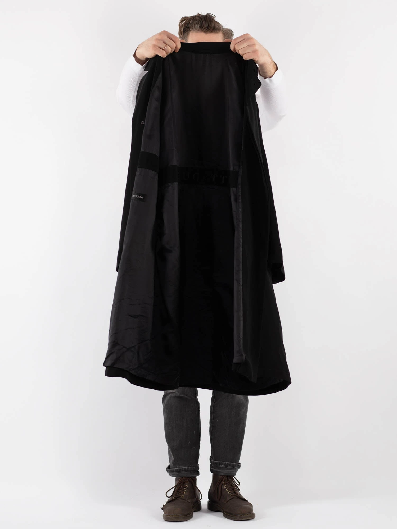 Vintage 90's Men Mac Coat In Black 4 Vintage 90's Men Mac Coat In Black - Image 4