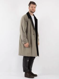 Vintage 90's Men Mac Coat In Beige -Northern Grip Vintage 90s Men Mac Coat 0241
