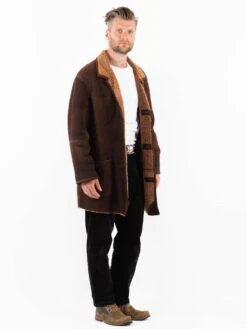 Vintage 90's Men Sheepskin Coat In Brown -Northern Grip Vintage 90s Men Sheepskin Coat 0090 220daa38 5b03 4e72 b427 9e3f2d9c4535