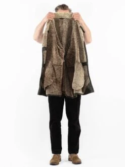 Vintage 80's Men Sheepskin Coat In Green -Northern Grip Vintage 90s Men Sheepskin Coat 0163 ba394a82 f487 4ede a0a7 8d22f3389088