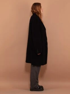 Vintage 90's WomenCashmere And Wool Blend Coat In Black -Northern Grip Vintage 90s Women Cashmere Wool Coat Black 3