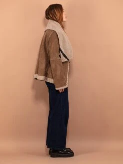 Vintage 90's Women Faux Shepskin Bomber Jacket In Beige -Northern Grip Vintage 90s Women Faux Sheepskin Bomber Jacket Beige 3