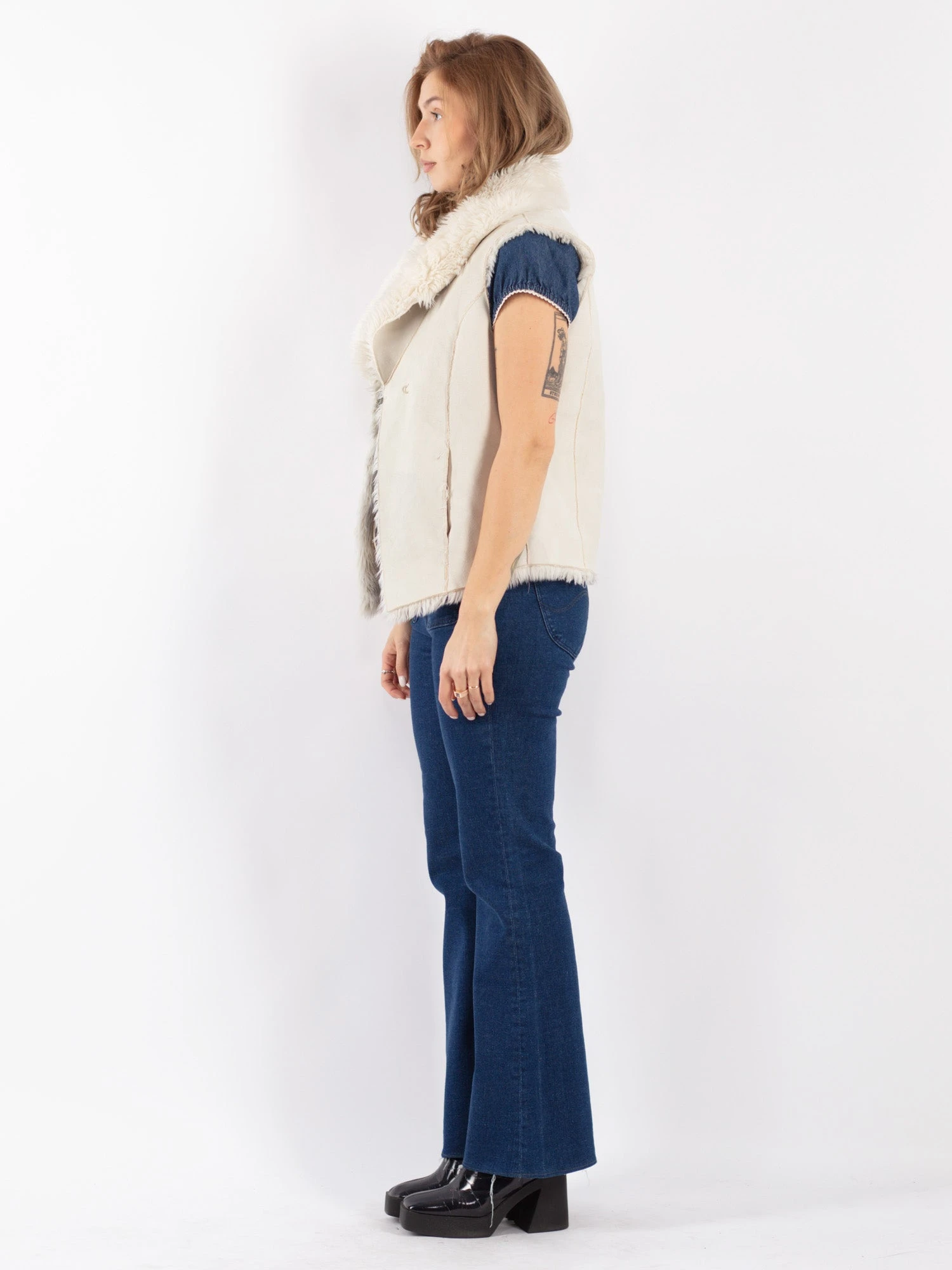 Vintage 90's Women Faux Sheepskin Vest In White 2 Vintage 90's Women Faux Sheepskin Vest In White - Image 2