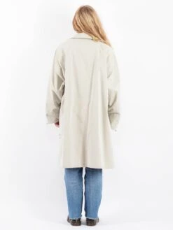 Vintage 90's Women Oversized Mac Coat In Beige -Northern Grip Vintage 90s Women Mac Coat 0030