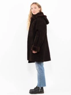 Vintage 90's Women Hooded Sheepskin Coat In Brown -Northern Grip Vintage 90s Women Sheepskin Coat 0205 281ee145 46dd 45b8 99ed 438ff0a265f9