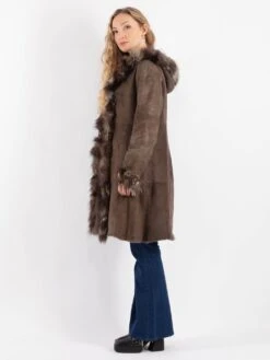 Vintage 90's Women Sheepskin Shearling Coat In Brown 7 Vintage 90's Women Sheepskin Shearling Coat In Brown -Northern Grip Vintage 90s Women Sheepskin Coat 0206