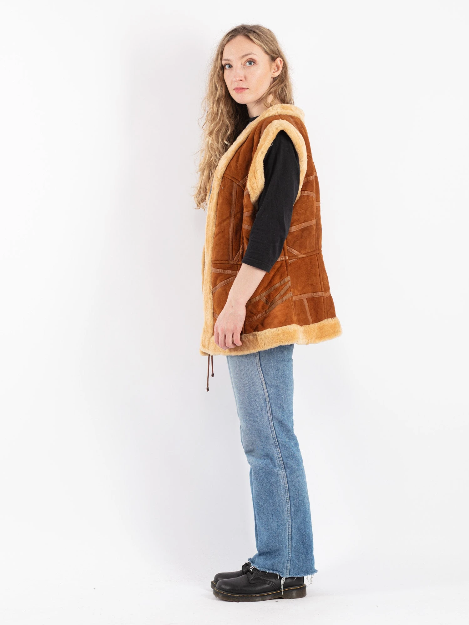 Vintage 90's Women Sheepskin Vest In Brown 2 Vintage 90's Women Sheepskin Vest In Brown - Image 2