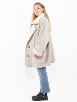 Vintage 90's Women Suede Sherpa Coat In Gray 8 Vintage 90's Women Suede Sherpa Coat In Gray -Northern Grip Vintage 90s Women Suede Sherpa Coat 0133 0e3c7599 fe3d 4213 8b5b c26e2737e857