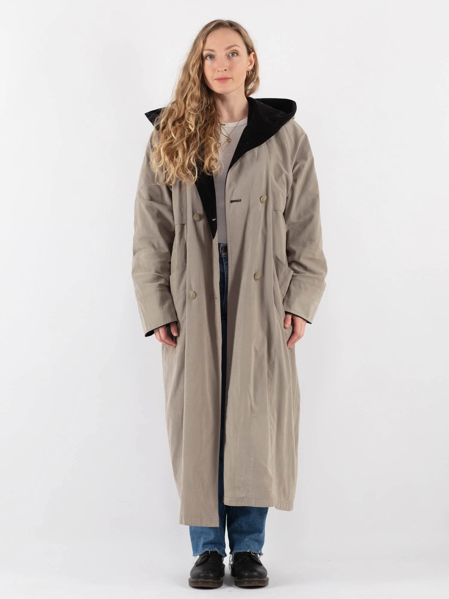 Vintage 90's Women Hooded Trench Coat In Beige 1 Vintage 90's Women Hooded Trench Coat In Beige