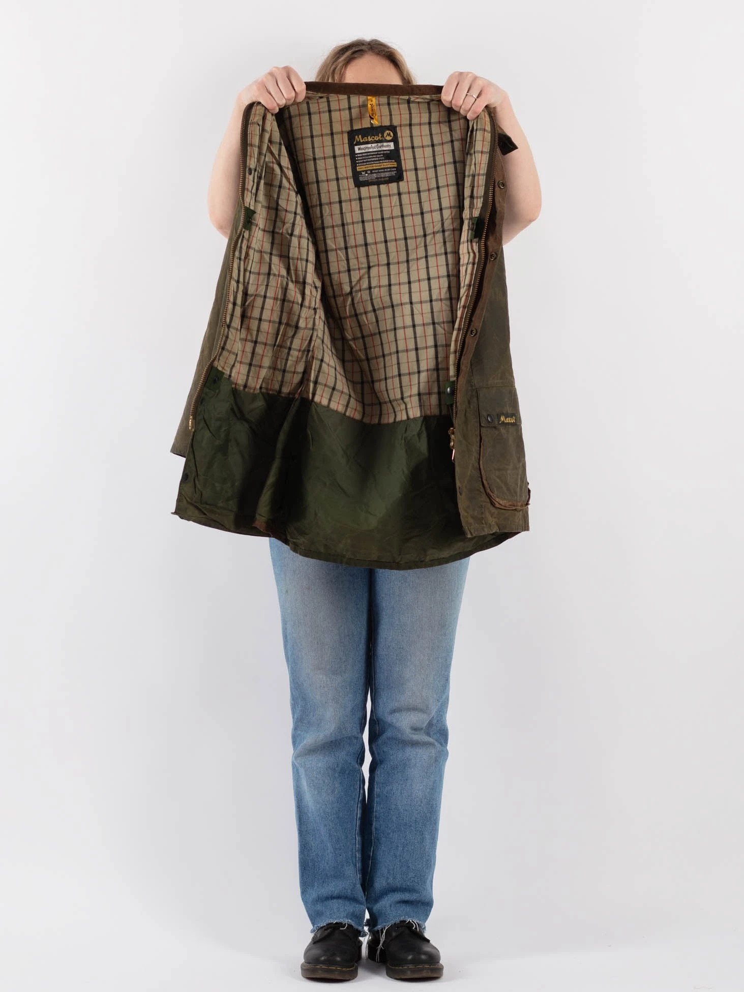 Vintage 90's Women Waxed Canvas Jacket In Green 4 Vintage 90's Women Waxed Canvas Jacket In Green - Image 4