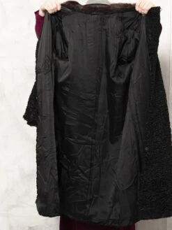 Vintage 60's Women Black Fur Coat 9 Vintage 60's Women Black Fur Coat -Northern Grip Vintage black fur mink collar women 80s coat 5
