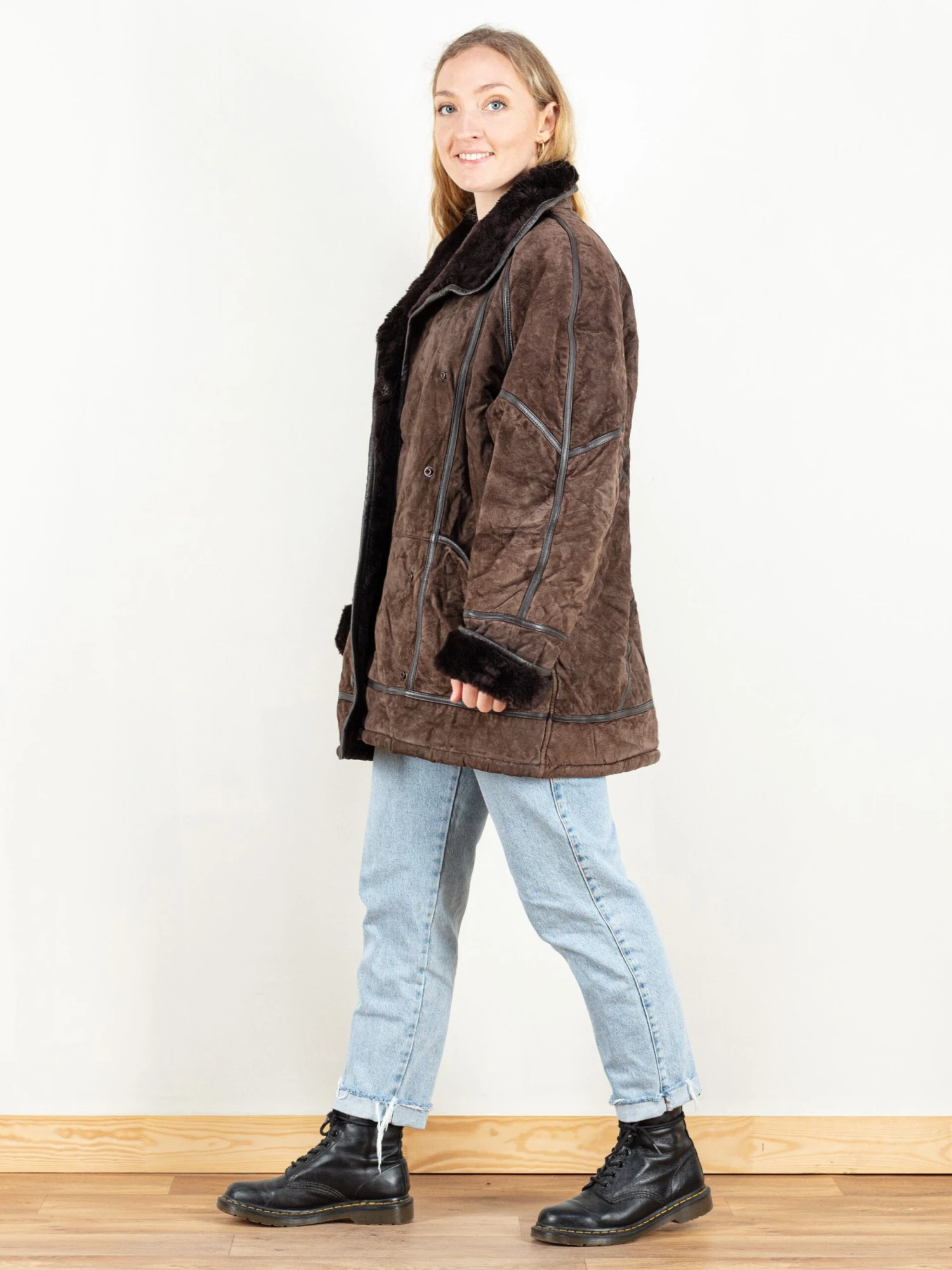 Vintage 80's Brown Sheepskin Coat Women 4 Vintage 80's Brown Sheepskin Coat Women - Image 4