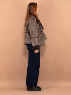 Vintage 00's Women Faux Shearling Fur Jacket In Grey 5 Vintage 00's Women Faux Shearling Fur Jacket In Grey -Northern Grip Y2K women faux shearling fur jacket grey 2