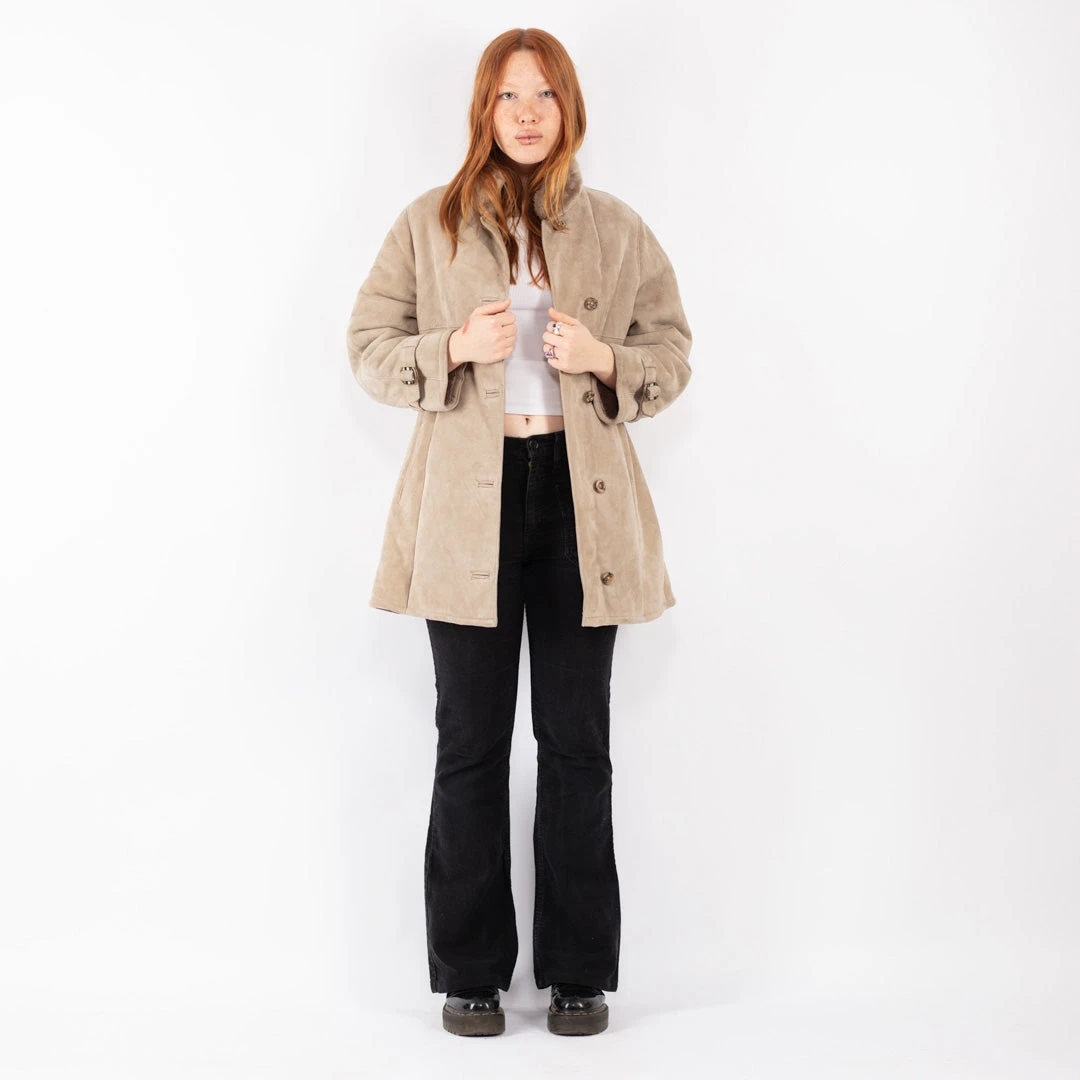 Vintage 80's Women Sheepskin In Beige 5 Vintage 80's Women Sheepskin In Beige - Image 5