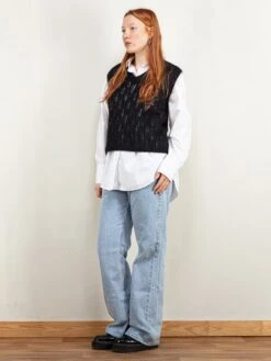 Vintage 90's Women Handmade Fine Knit Vest In Black 6 Vintage 90's Women Handmade Fine Knit Vest In Black -Northern Grip sweater vest 90s women black vintage 3