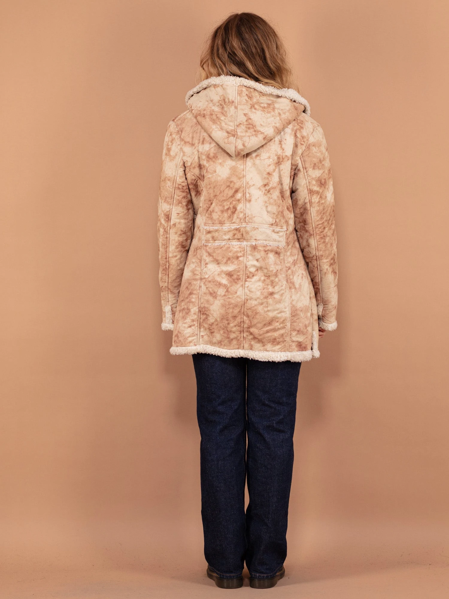 Vintage 00's Women Hooded Sherpa Coat In Beige 2 Vintage 00's Women Hooded Sherpa Coat In Beige - Image 2