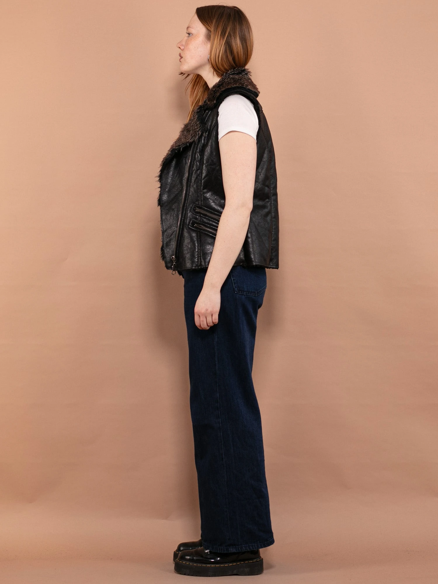 Vintage 00's Women Faux Leather Sherpa Vest In Black 3 Vintage 00's Women Faux Leather Sherpa Vest In Black - Image 3