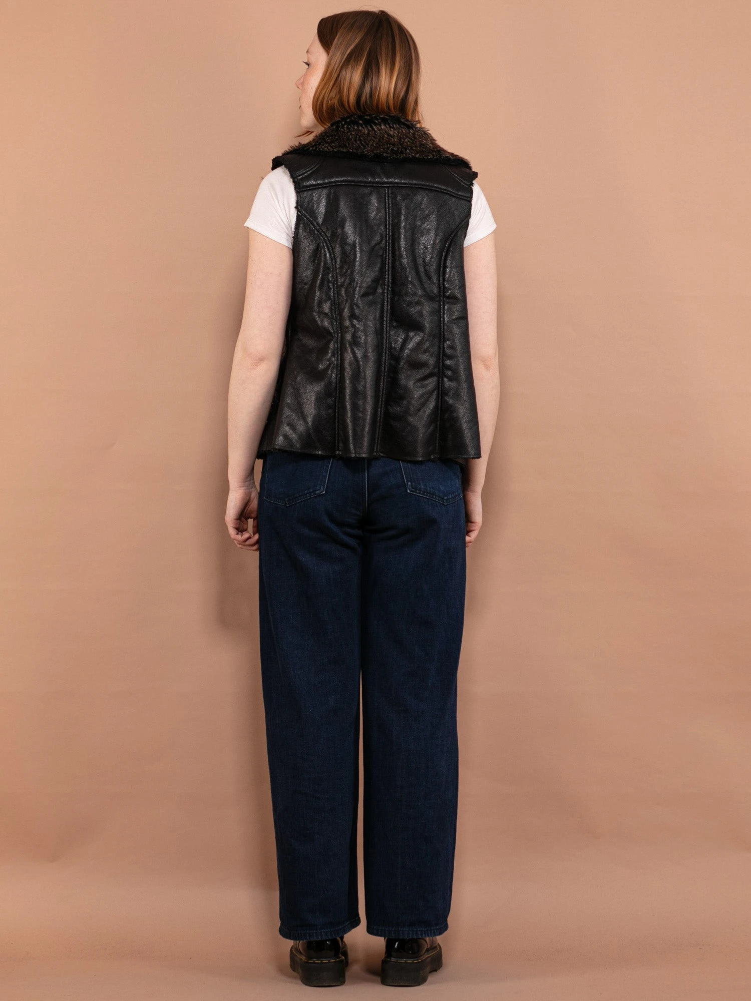 Vintage 00's Women Faux Leather Sherpa Vest In Black 2 Vintage 00's Women Faux Leather Sherpa Vest In Black - Image 2