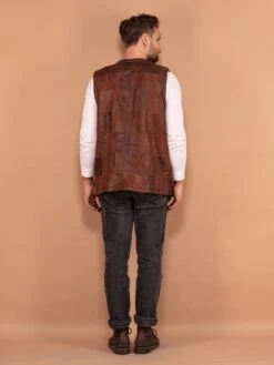 Vintage 80's Men Sherpa Lined Patchwork Leather Vest In Brown 9 Vintage 80's Men Sherpa Lined Patchwork Leather Vest In Brown -Northern Grip vintage 90s 80s men sherpa lined patchwork leather vest 3