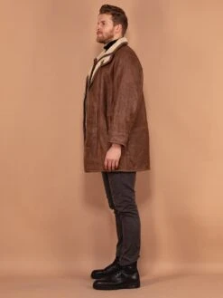 Vintage 90's Men Zip Up Shearling Leather Coat In Brown -Northern Grip vintage 90s men shearling leather coat brown 2 1bd97b90 ef32 4420 9aa0 199535077c10