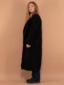 Vintage 90's Women Suede Overcoat In Black 6 Vintage 90's Women Suede Overcoat In Black -Northern Grip vintage 90s women black suede overcoat sherpa maxi 2