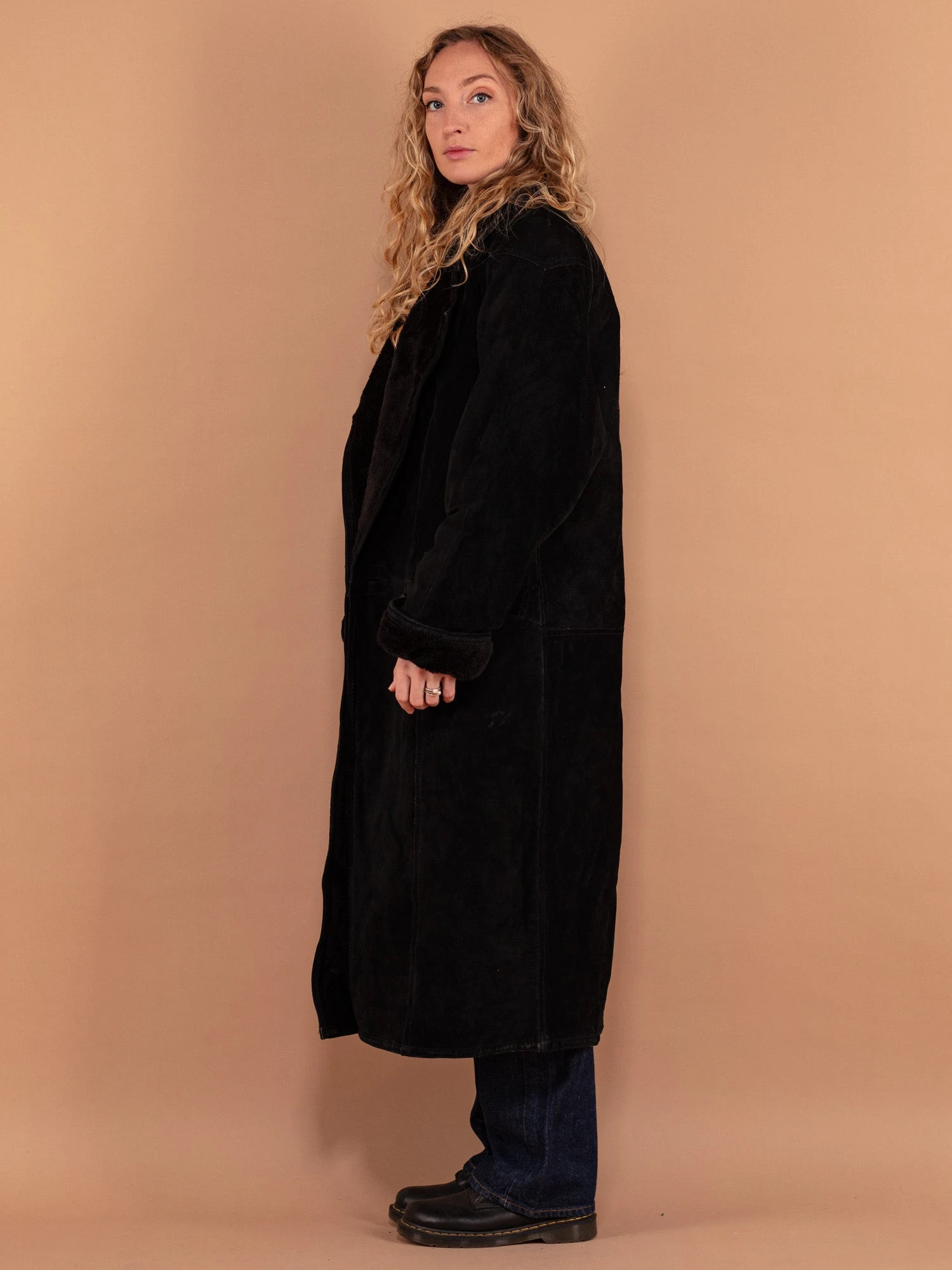 Vintage 90's Women Suede Overcoat In Black 3 Vintage 90's Women Suede Overcoat In Black - Image 3