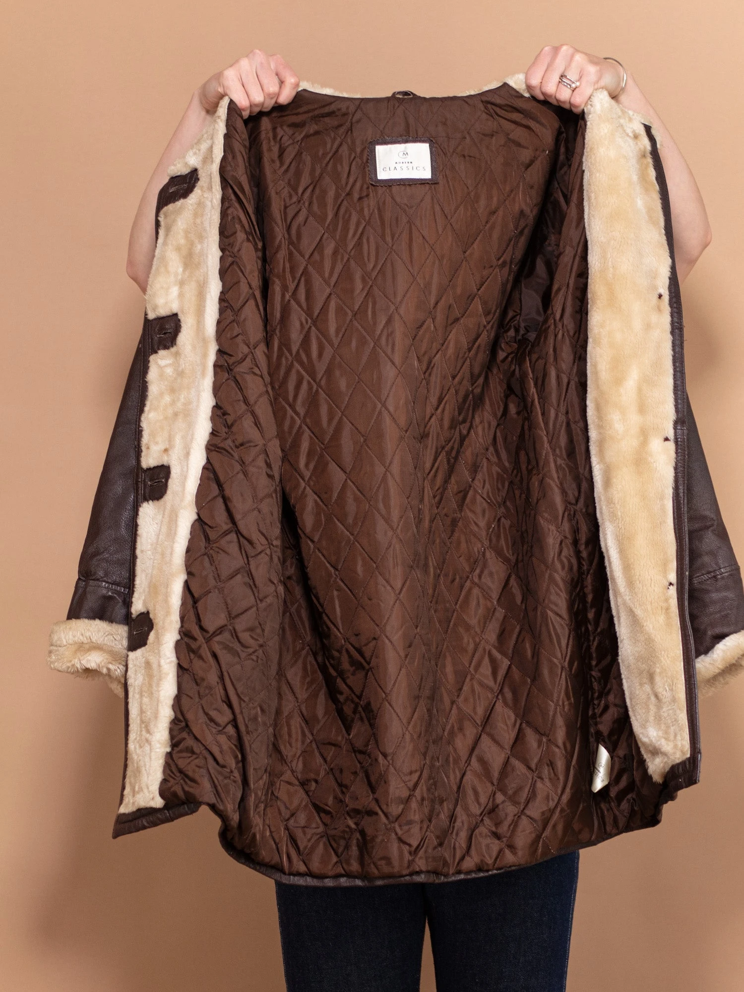 Vintage 90's Women Hooded Leather Sherpa Coat In Brown 4 Vintage 90's Women Hooded Leather Sherpa Coat In Brown - Image 4